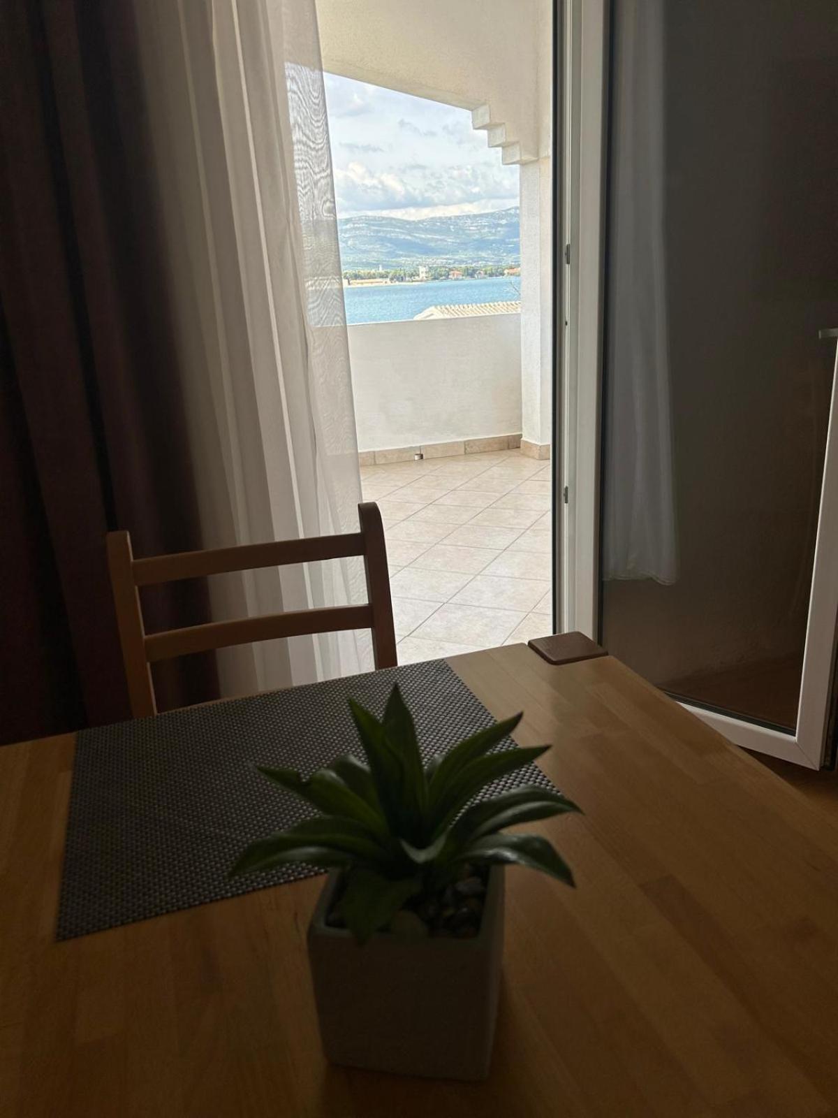Apartmani Grgic Trogir Bagian luar foto