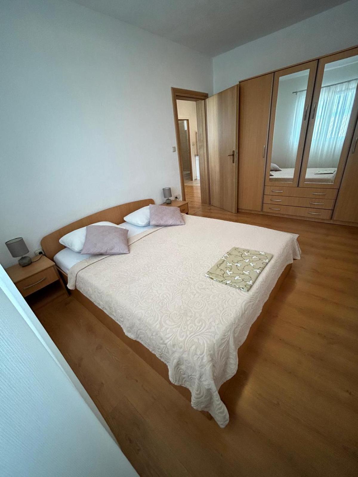 Apartmani Grgic Trogir Bagian luar foto