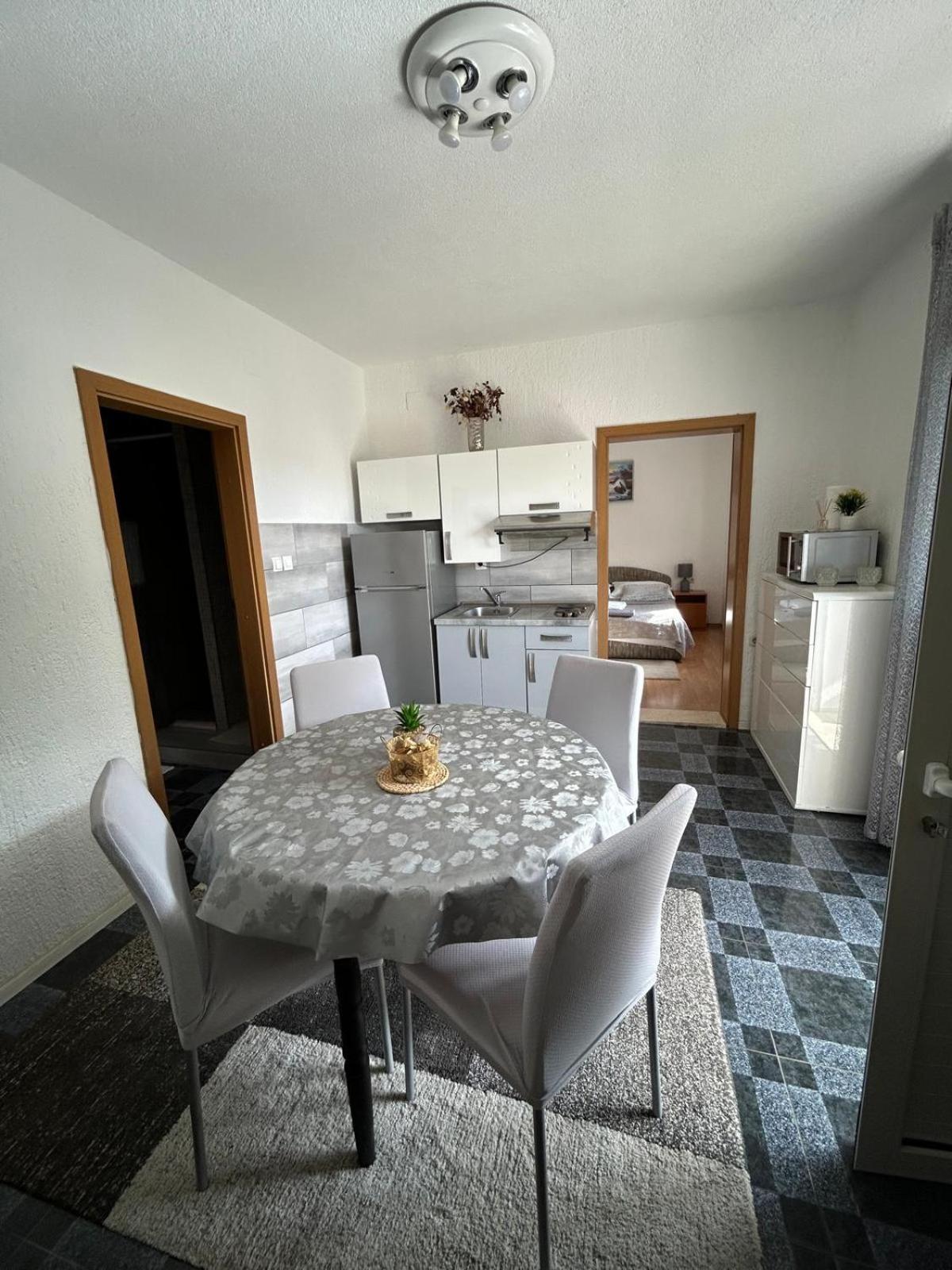 Apartmani Grgic Trogir Bagian luar foto